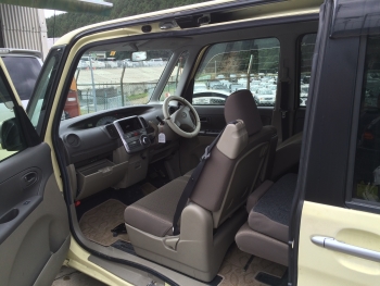 L375S タント スライドドア